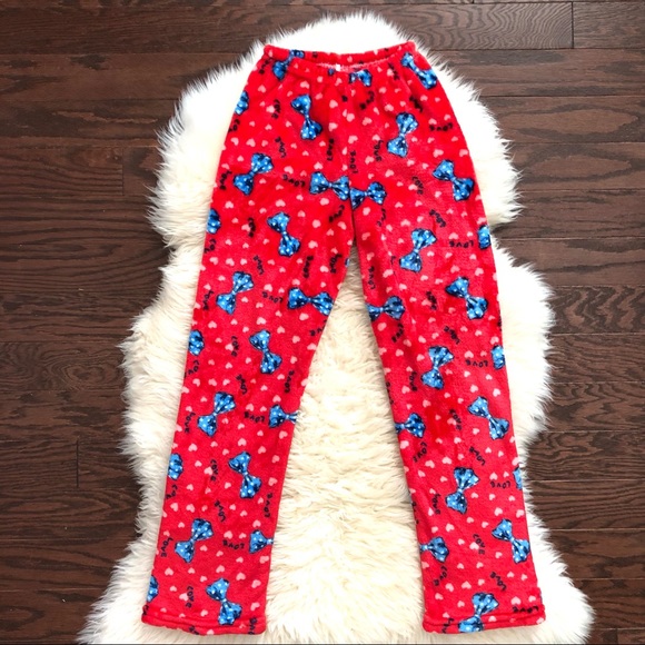 Warm and Cozy Womens Pullover Sweater and Pant Pajama Set Size Medium - Picture 9 of 9